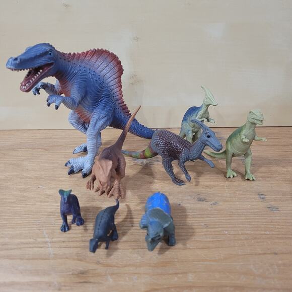 Realistic Look Dinosaur Figure Toy Lot Set of 8 Self Standing Semi Chinasauroth - Picture 1 of 9